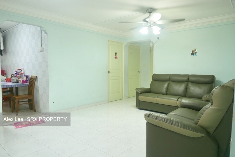 Yishun Avenue 3 thumbnail photo